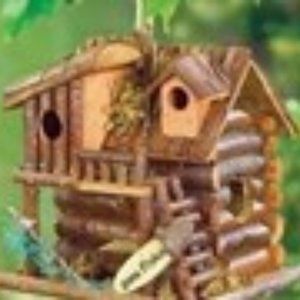 New- GINGERBREAD BIRDHOUSE